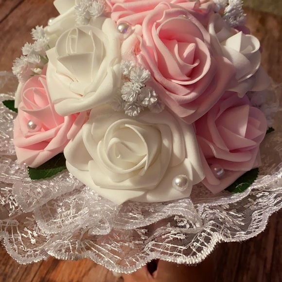 Girls fake bouquet for communion - Picture 6 of 7